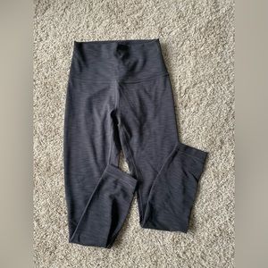 Lululemon Wunder Under leggings